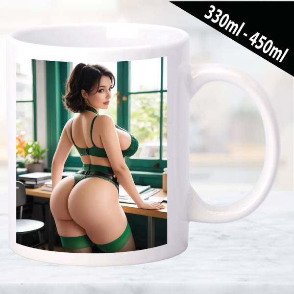 Erotische Tasse mit glamourösen Frauenmotiv