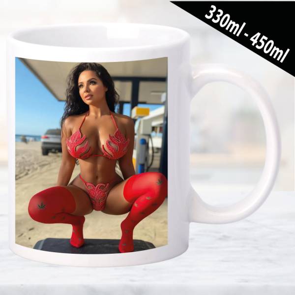 Erotische Tasse mit verführerischen Frauenmotiv