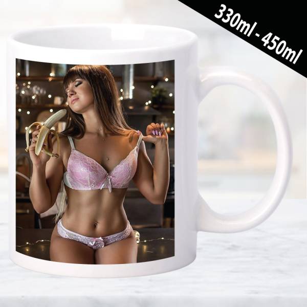 Erotische Tasse mit modern illustriertem Design und Frauenmotiv