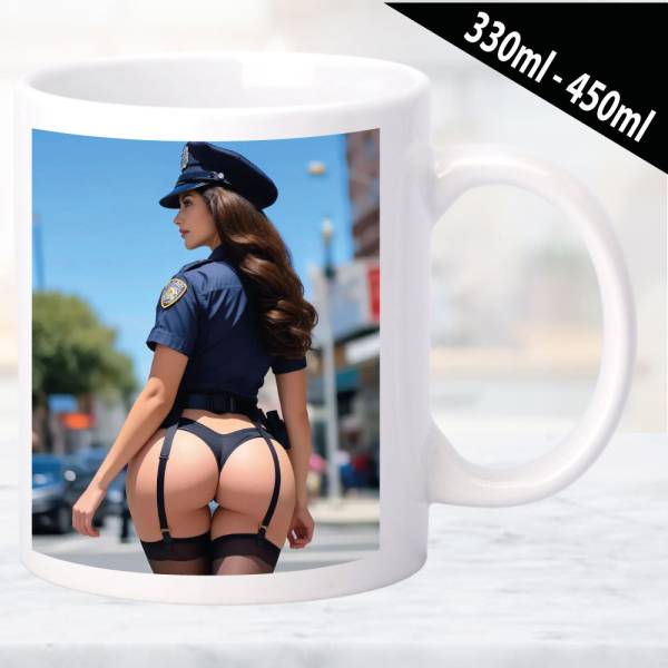 Erotische Tasse mit provokanten Frauenmotiv