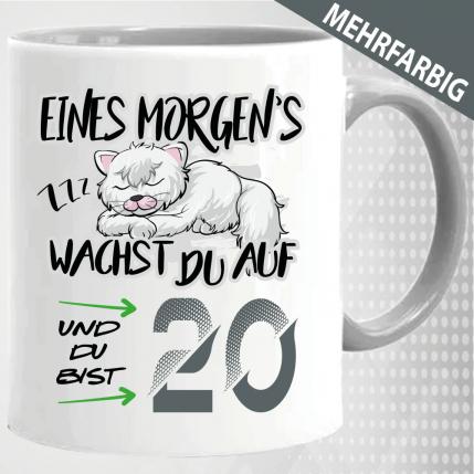 Tasse zum 20. Geburtstag. Süße Katze schläft.