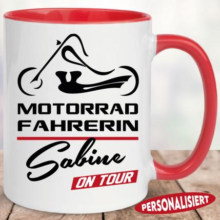 Namenstasse Motorradfahrerin