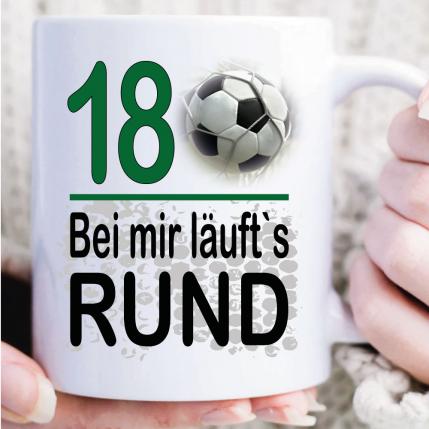 18 Fussballtasse laeuft Rund